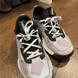 Jordan 200 E in plum fog/summit